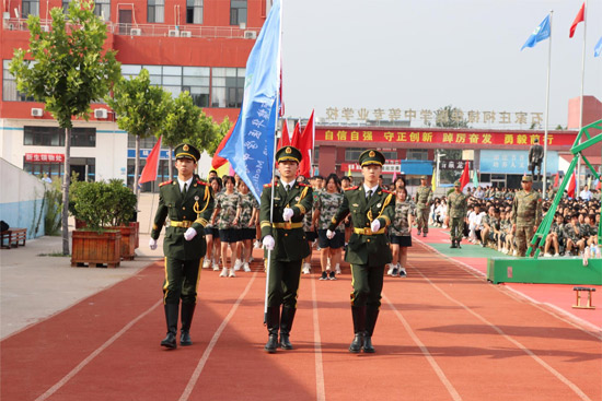 石家庄柯棣华医学中等专业学校国旗护卫队