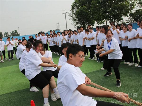 石家庄白求恩医学院运动会